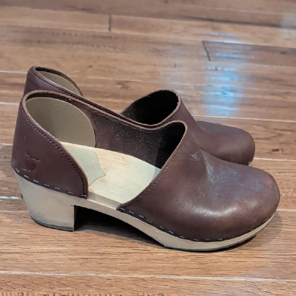 Sandgrens Brett Cognac Brown Leather Women's Clogs